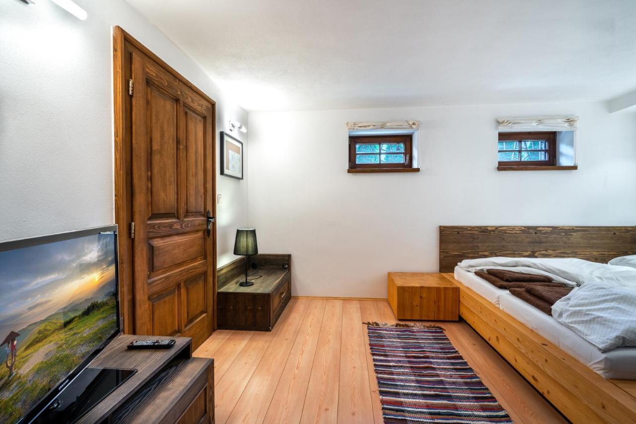 Wellness Drevenica Zuberec, 3 Apartmany, 2 Studia, Tatranske Stity Z Terasy Exterior photo